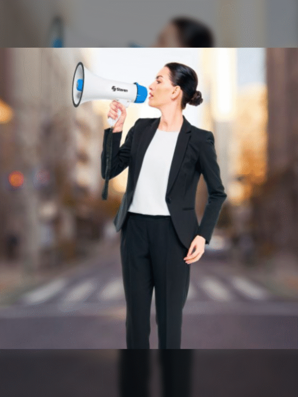 megafono 3 Megáfono de 25 W con grabador de voz y batería recargable STEREN